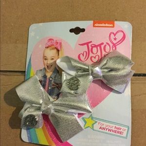 Jojo  Siwa bows